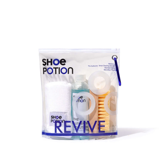 shoe cleaning kit with brush and towel